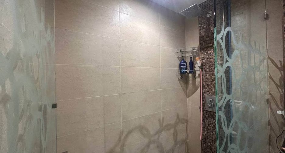 Condo en venta de 2 habitaciones en Bang Lamung, Chonburi