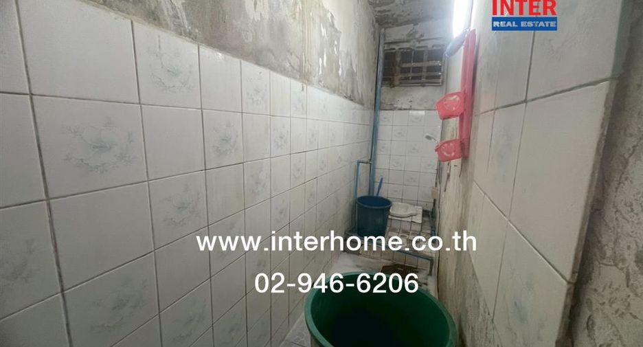 For sale 2 bedrooms townhouse in Bang Khae, Bangkok