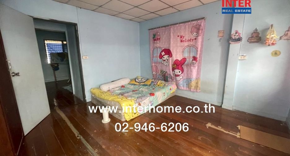 For sale 2 bedrooms townhouse in Bang Khae, Bangkok