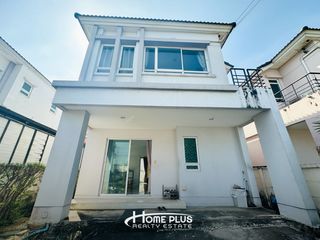 For sale 3 bedrooms house in Saphan Sung, Bangkok