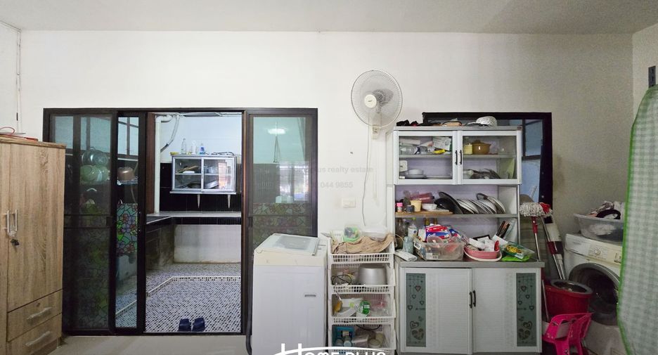 For sale 3 bedrooms townhouse in Bang Phli, Samut Prakan
