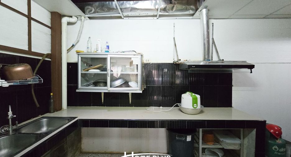 For sale 3 bedrooms townhouse in Bang Phli, Samut Prakan