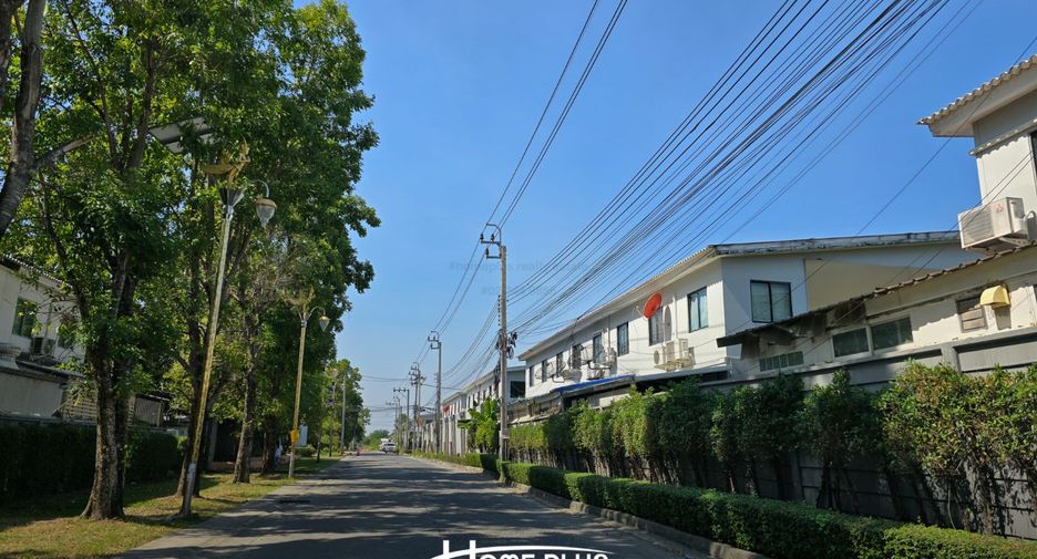 For sale 3 bedrooms townhouse in Bang Phli, Samut Prakan