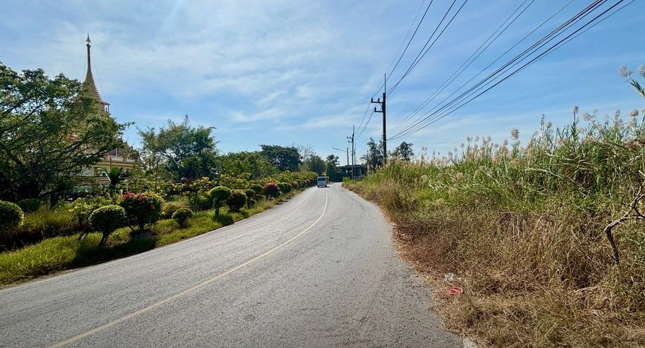 For sale land in Bang Nam Priao, Chachoengsao
