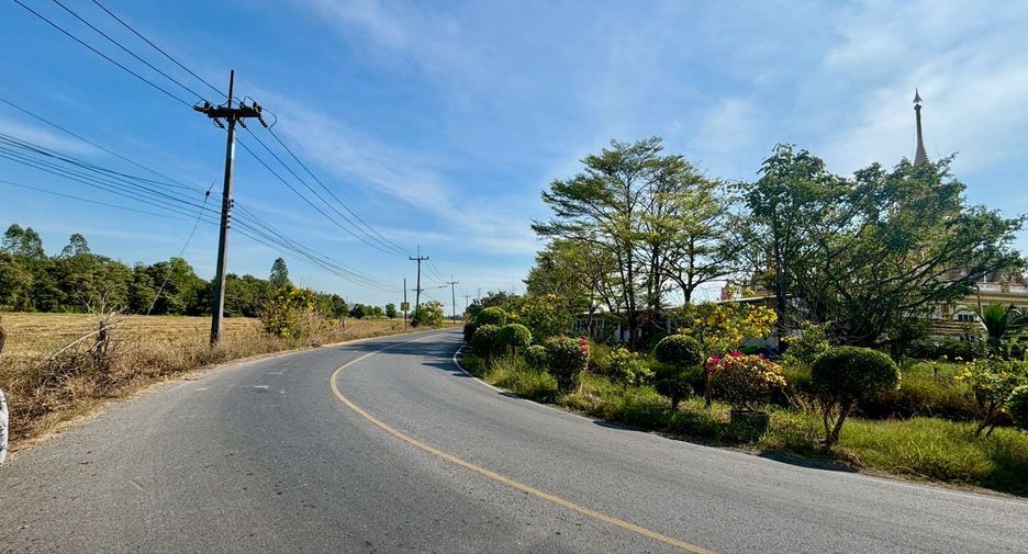 For sale land in Bang Nam Priao, Chachoengsao