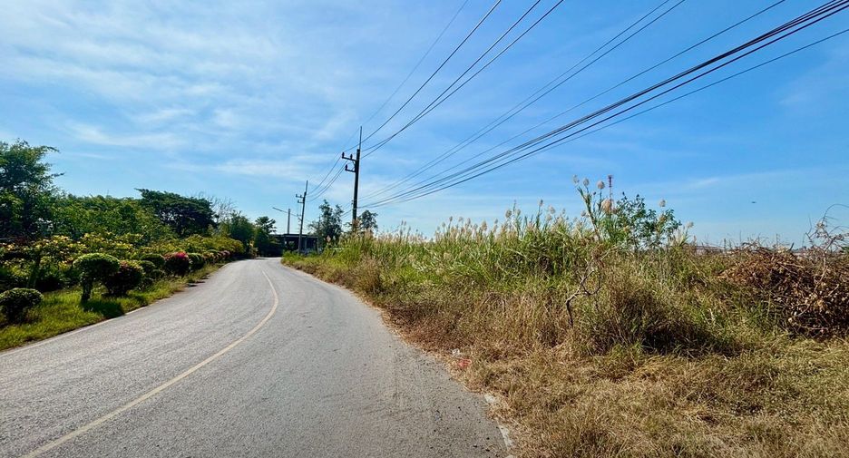 For sale land in Bang Nam Priao, Chachoengsao