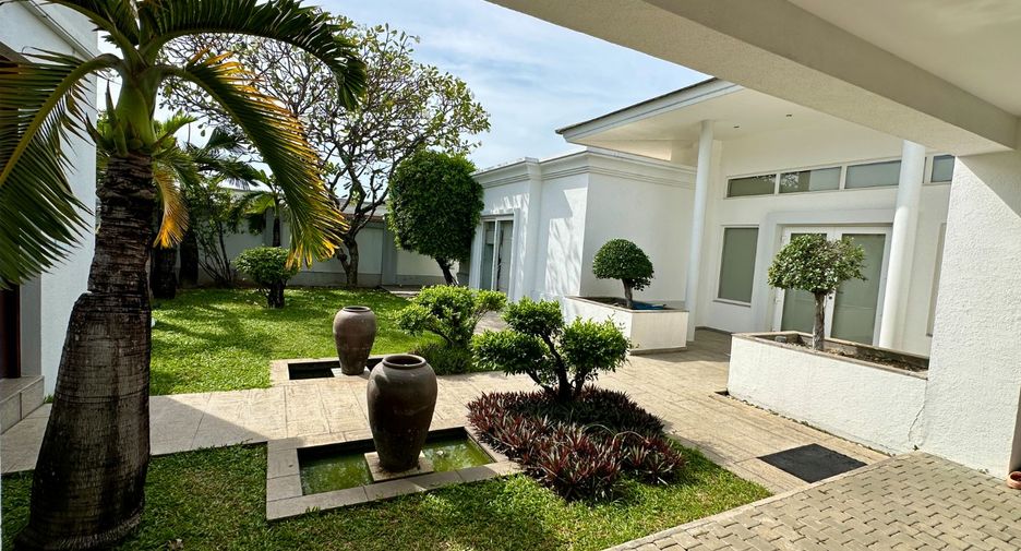 À vendre 4 chambres villa à Bang Lamung, Chonburi