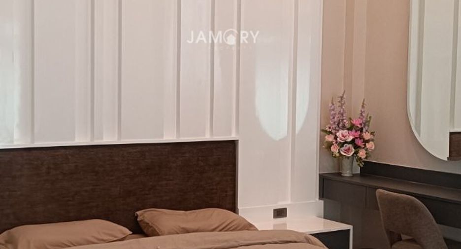 For rent そして for sale 5 ベッドルーム villa in Bang Lamung, Chonburi