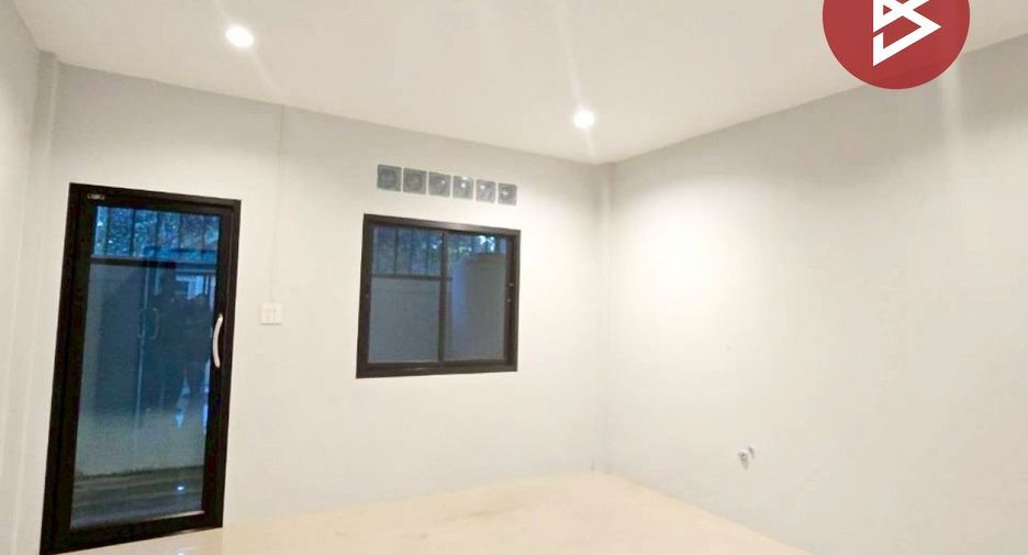 Продажа 2 спальни таунхаус в Mueang Chanthaburi, Чантхабури