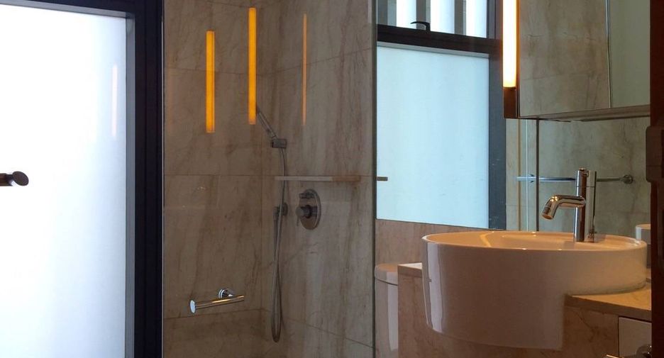For sale 3 bedrooms condo in Sathon, Bangkok