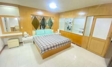 For sale 1 bed condo in Watthana, Bangkok