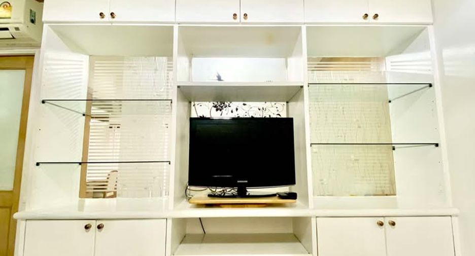 For sale 1 bed condo in Watthana, Bangkok