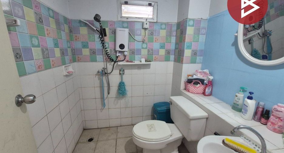 For sale 5 bedrooms townhouse in Bang Phli, Samut Prakan