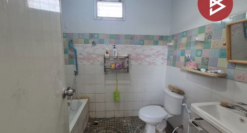 For sale 5 bedrooms townhouse in Bang Phli, Samut Prakan