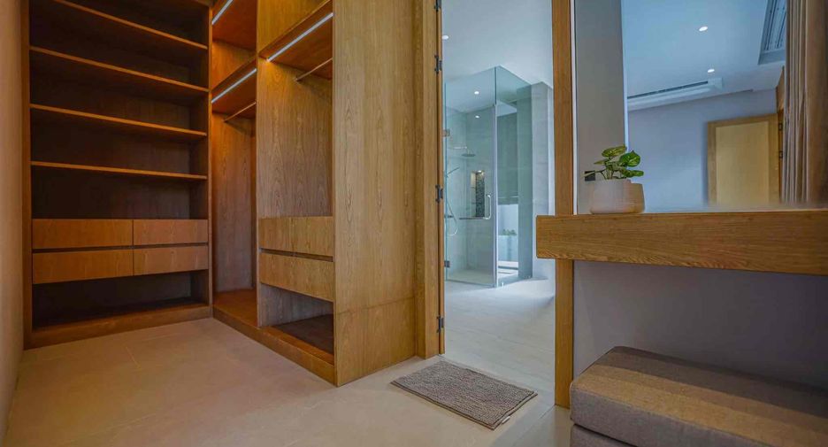 Casa en venta de 4 habitaciones en Bang Lamung, Chonburi