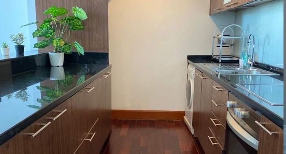 For sale 2 bedrooms condo in Sathon, Bangkok