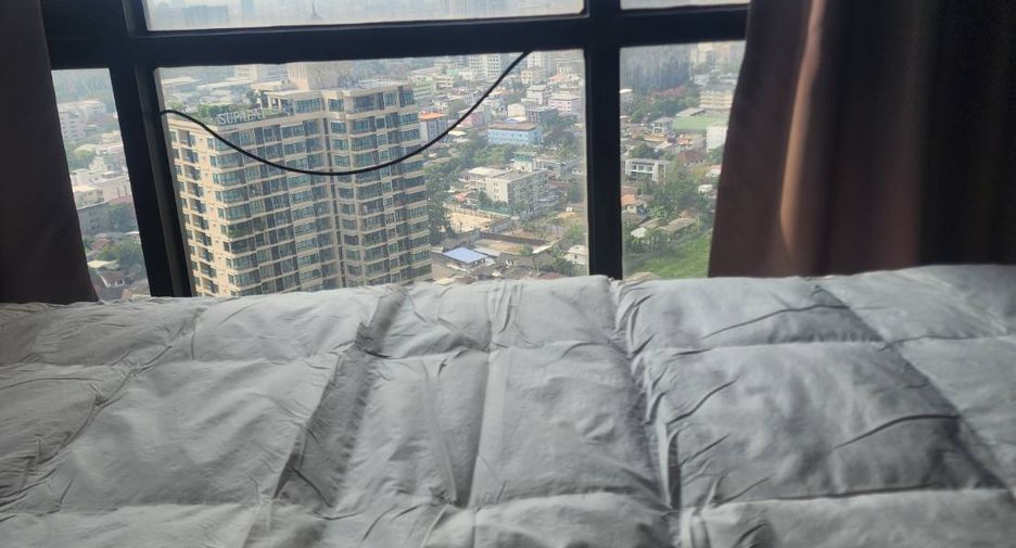 For rent and for sale 3 bedrooms condo in Sathon, Bangkok