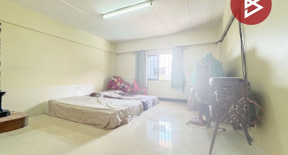Gewerbefläche zum Kauf mit 4 Zimmer in Thung Khru, Bangkok