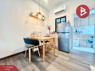 For sale 3 bedrooms townhouse in Phan Thong, Chonburi