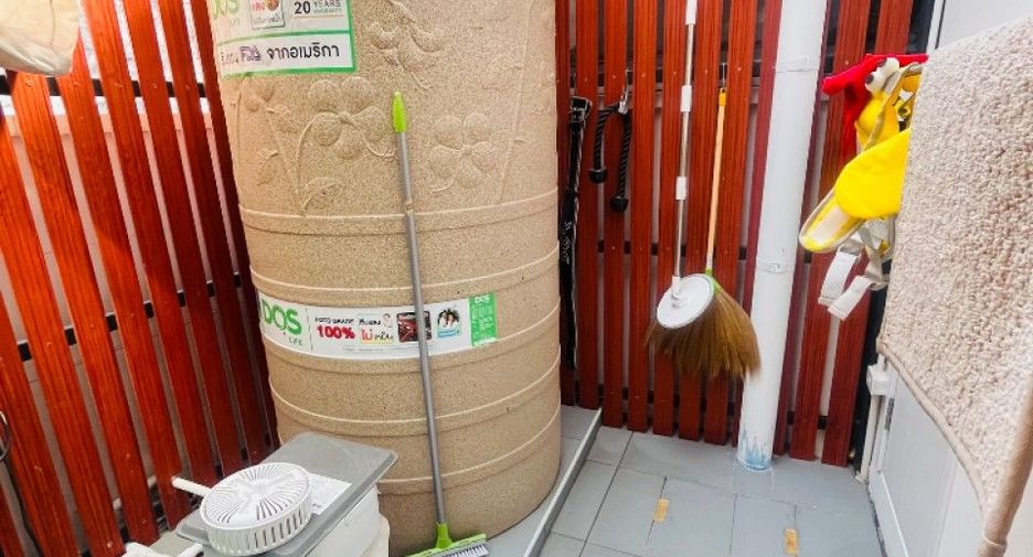 For sale 3 bedrooms townhouse in Phan Thong, Chonburi