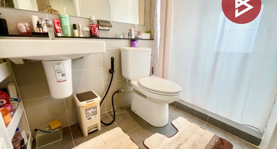 For sale 3 bedrooms townhouse in Phan Thong, Chonburi