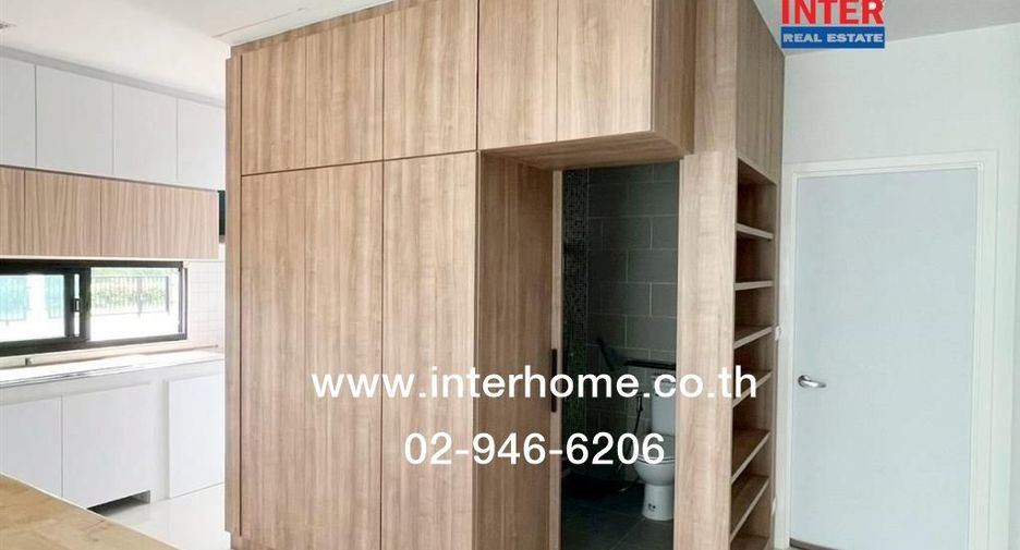 For sale 4 bedrooms house in Nong Chok, Bangkok