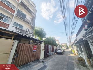 出售 5 卧室 商业空间 在 Bang Na, 曼谷
