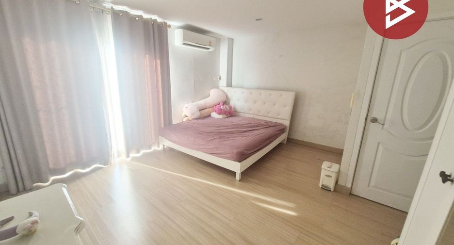 For sale 5 bedrooms retail Space in Bang Na, Bangkok