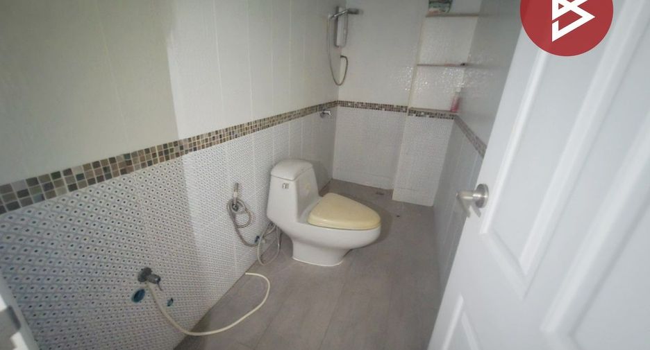For sale 5 bedrooms retail Space in Bang Na, Bangkok