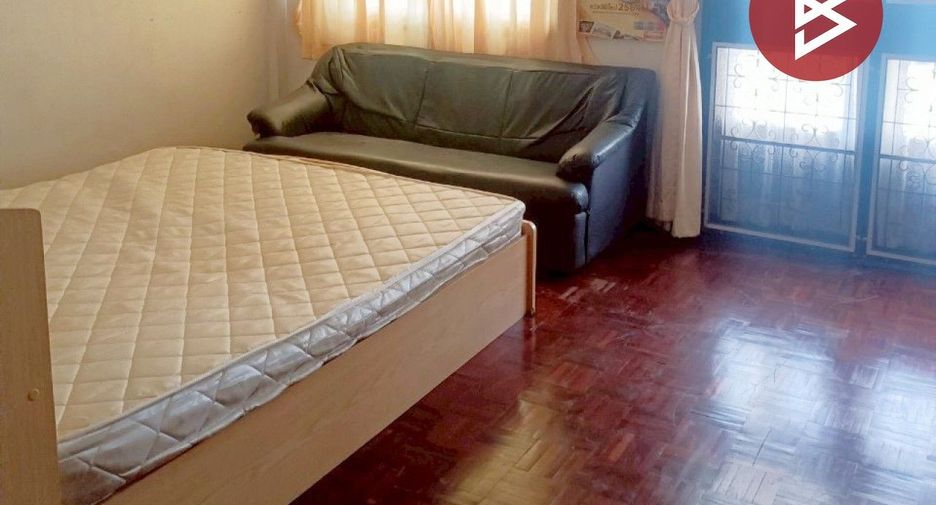 Reihenhaus zum Kauf mit 3 Zimmer in Mueang Chon Buri, Chonburi