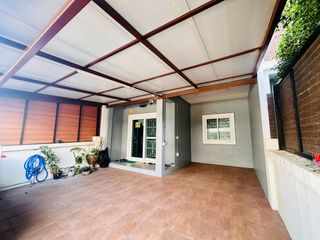 For sale 3 bedrooms townhouse in Mueang Nakhon Pathom, Nakhon Pathom