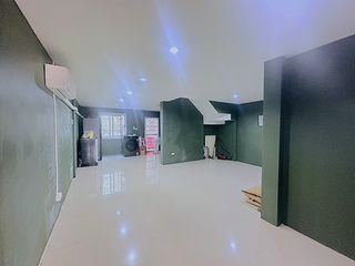 For sale 3 bedrooms townhouse in Mueang Nakhon Pathom, Nakhon Pathom