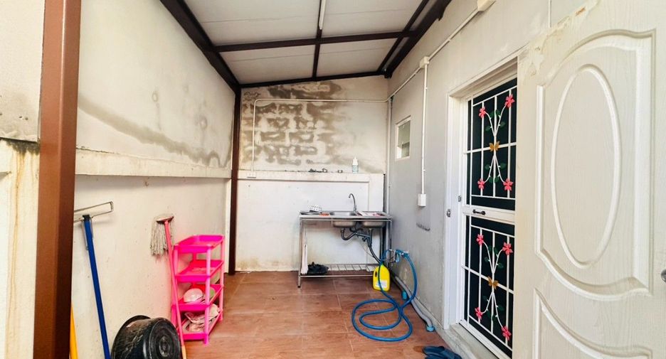 Reihenhaus zum Kauf mit 3 Zimmer in Mueang Nakhon Pathom, Nakhon Pathom