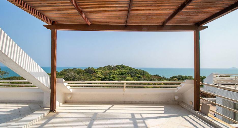 For sale 3 bedrooms condo in Klaeng, Rayong