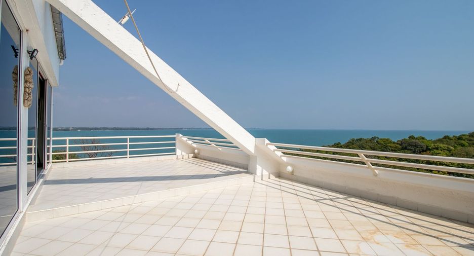 For sale 3 bedrooms condo in Klaeng, Rayong