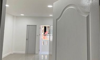 For sale studio condo in Bang Kapi, Bangkok