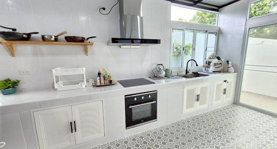 Haus zum Kauf mit 4 Zimmer in Hang Dong, Chiang Mai