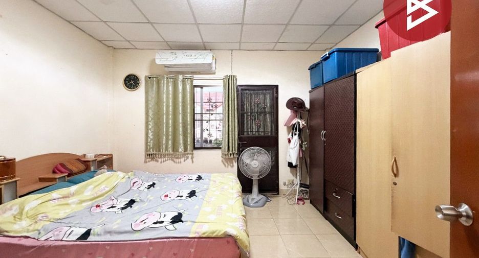 For sale 2 bedrooms townhouse in Bang Bo, Samut Prakan