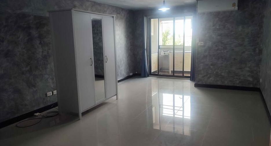 For sale 1 bed condo in Pak Kret, Nonthaburi