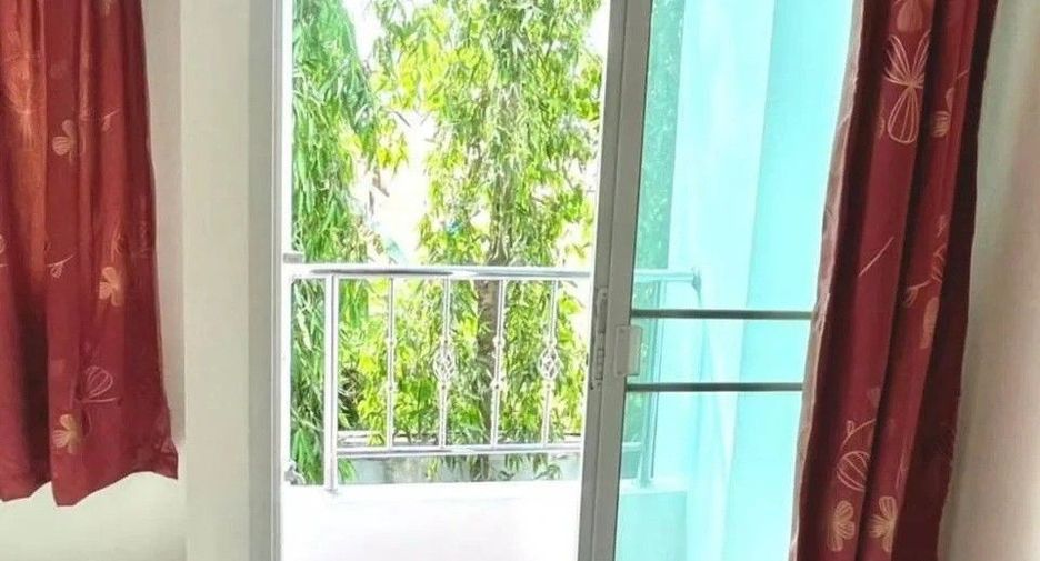 For sale 1 bed condo in Pluak Daeng, Rayong