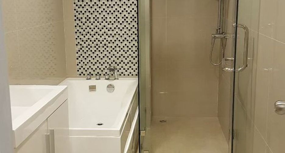 For rent 1 bed condo in Si Racha, Chonburi