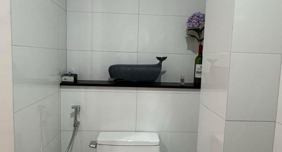 For rent 3 bedrooms house in Wang Thonglang, Bangkok