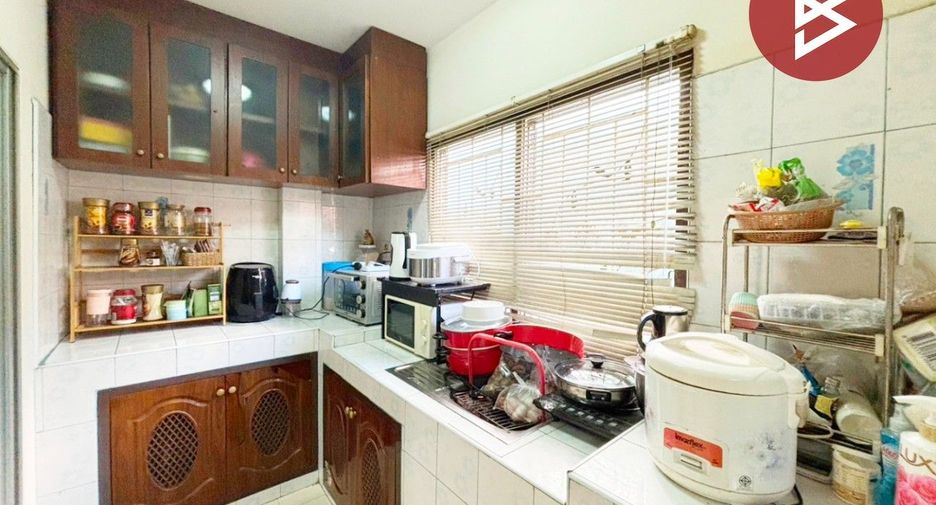 À vendre 4 chambres maison à Mueang Chon Buri, Chonburi