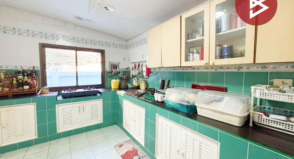 À vendre 4 chambres maison à Mueang Chon Buri, Chonburi