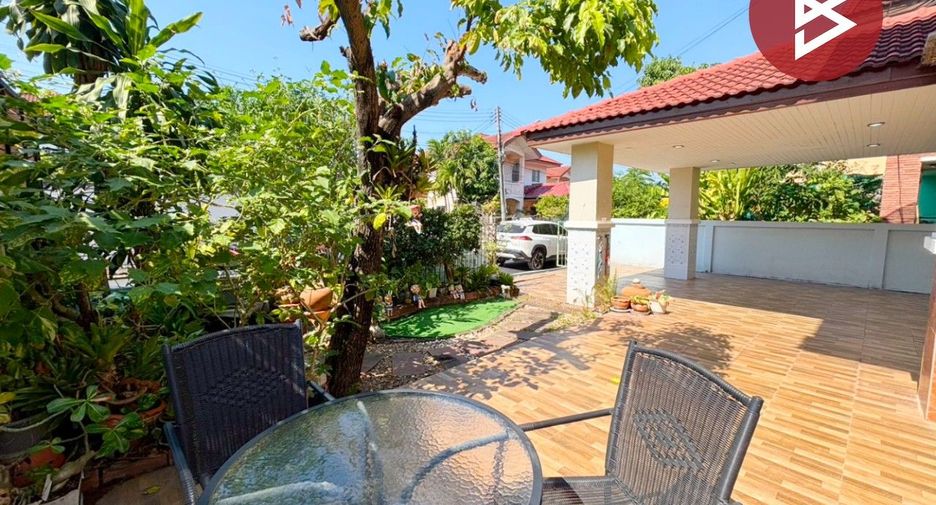 À vendre 4 chambres maison à Mueang Chon Buri, Chonburi