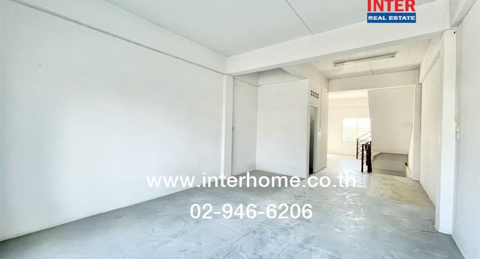 Gewerbefläche zum Kauf mit 3 Zimmer in Lam Luk Ka, Pathum Thani
