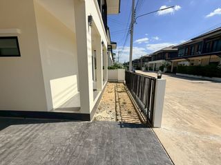 For sale 3 bedrooms house in Khlong Luang, Pathum Thani