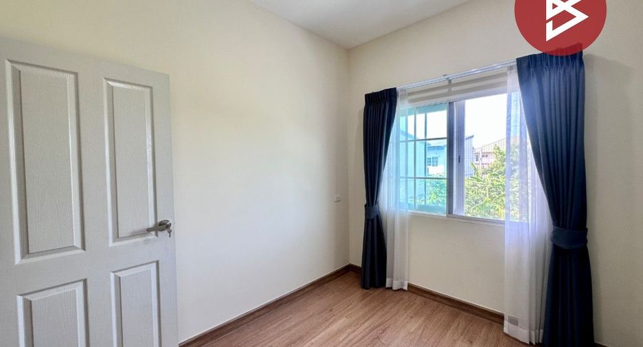 For sale 4 bedrooms townhouse in Prawet, Bangkok
