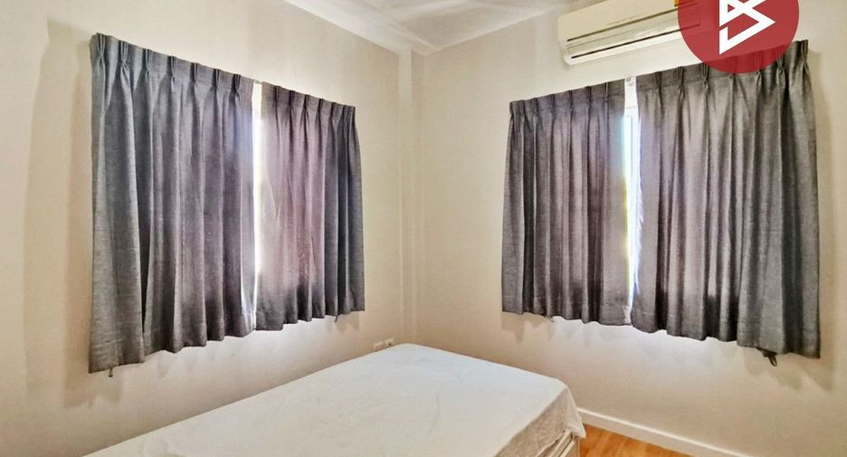 For sale 3 bedrooms house in Mueang Pathum Thani, Pathum Thani