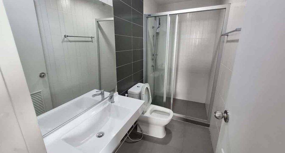 For sale 1 bed condo in Mueang Samut Prakan, Samut Prakan